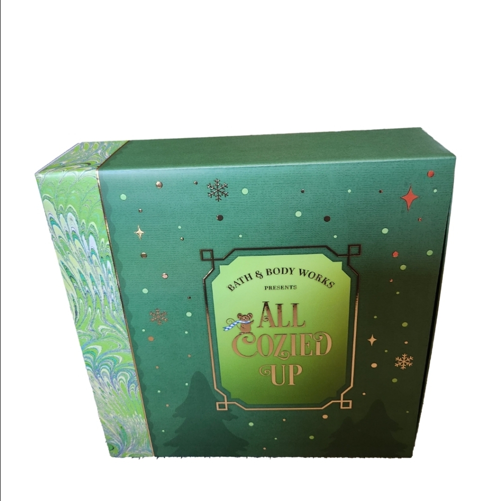 Bath & Body Works Snowflakes & Cashmere 3 Piece Holiday Gift Set